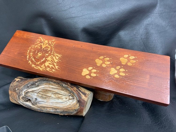 Wooden Feather Carrier (E) - Wolf/Paw