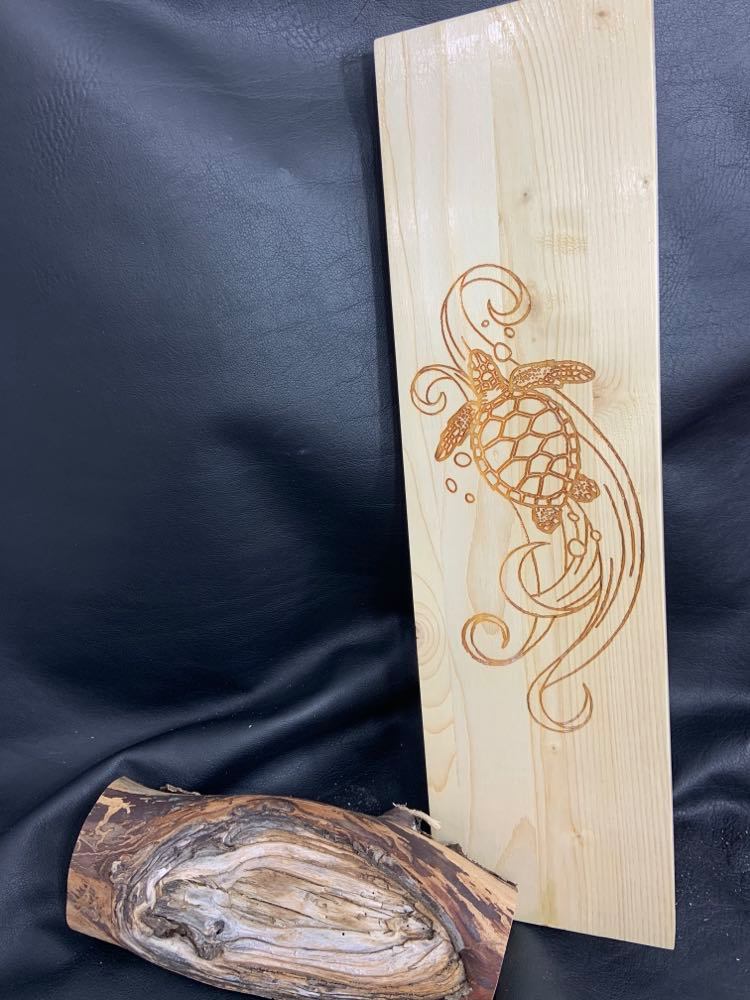 Wooden Feather Carrier (E) - Turtle