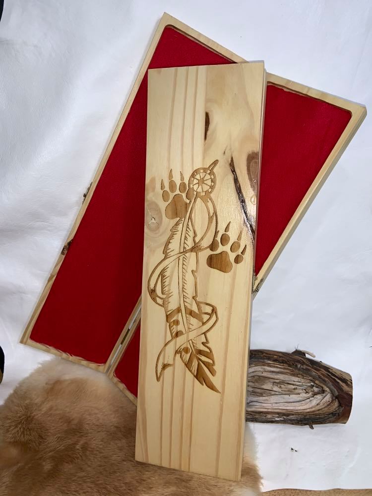 Wooden Feather Carrier (E) - Feather/Paws