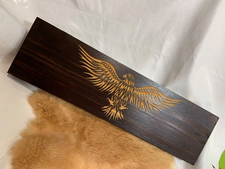 Wooden Feather Carrier (E) - Flying Eagle