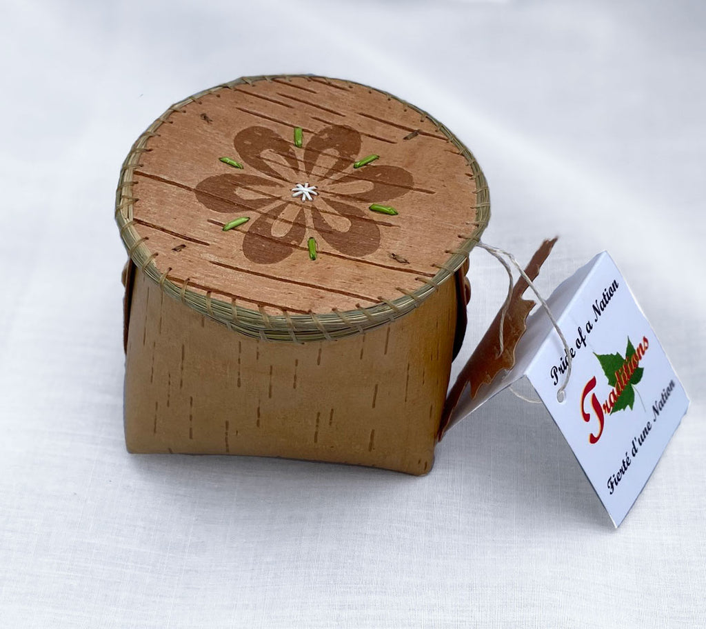 Birch Bark Basket 3.5"- Flower with Green Quills